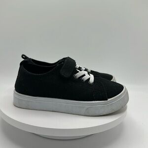 FABKIDS Black Canvas Sneakers, Size 8